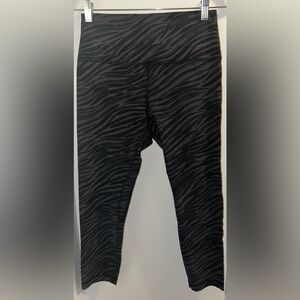 Women’s Lululemon Sz 10 Leggings. 23” inseam